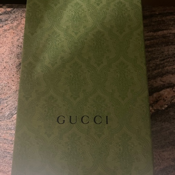 Gucci 💯 authentic - Picture 7 of 8